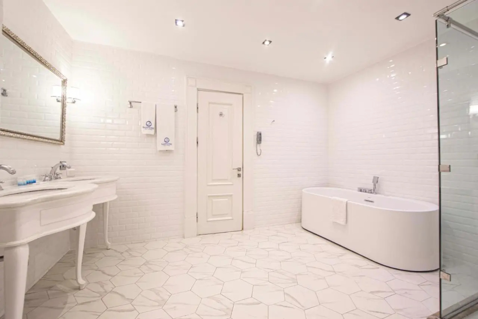 Отель Сапфир Сити