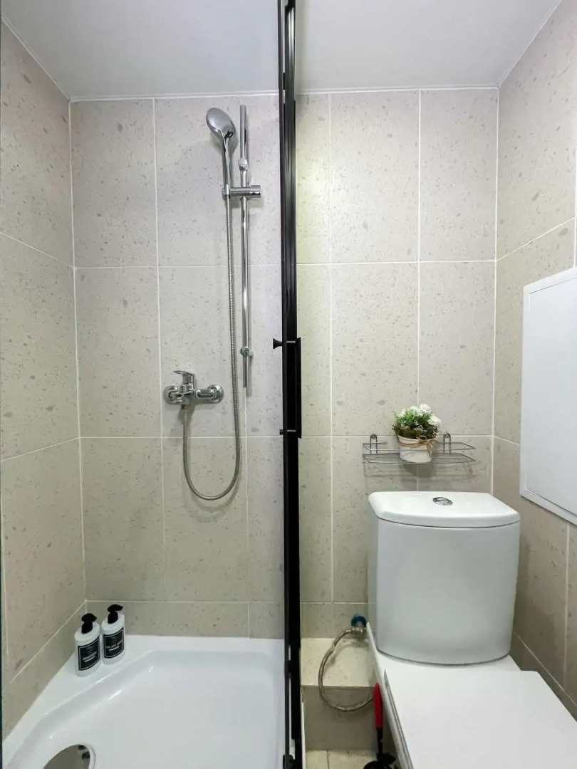 Апартаменты Стильная 2х-уровневая Cтудия рядом с метро Тульская