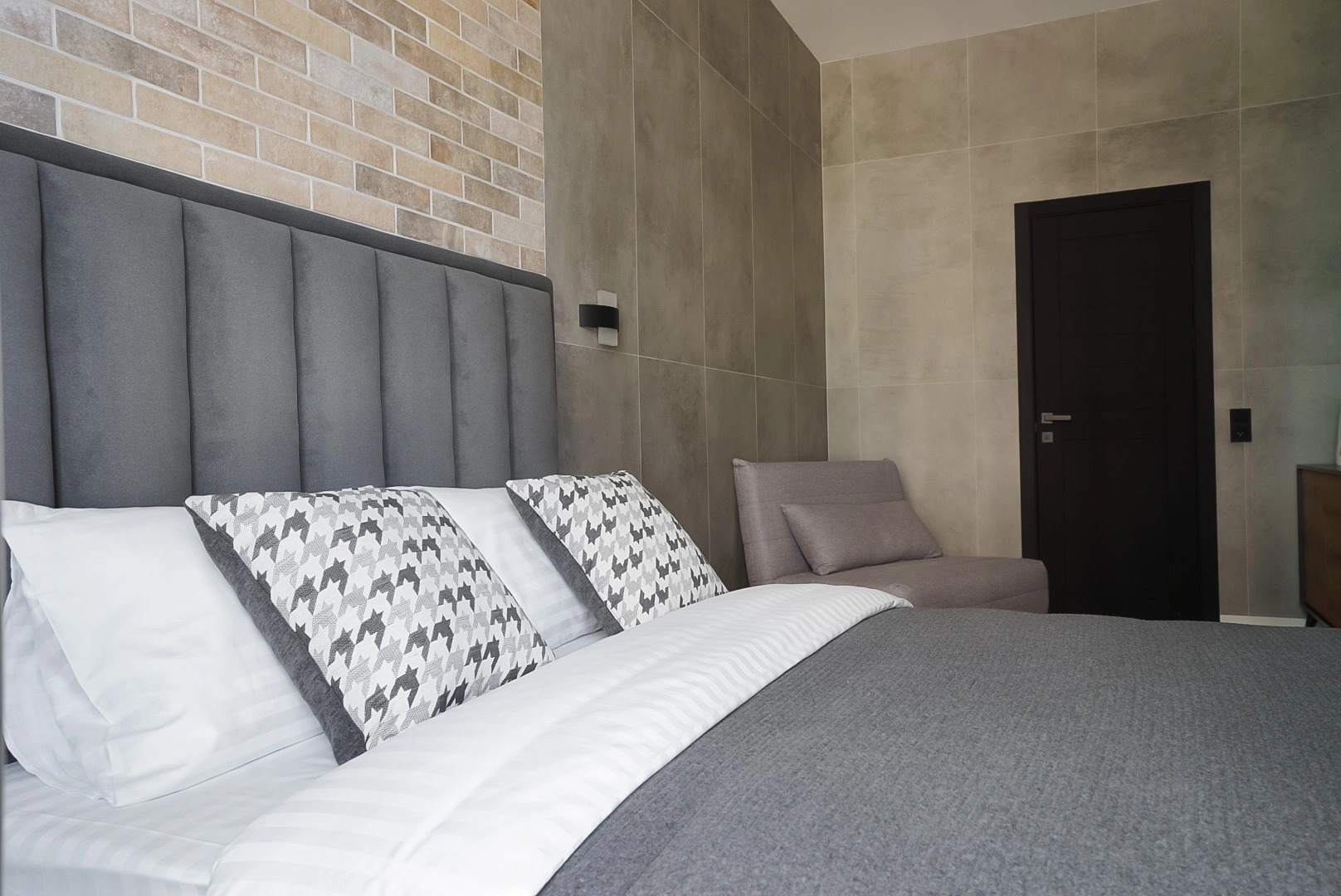 Апартаменты Grey Loft by Pavlov