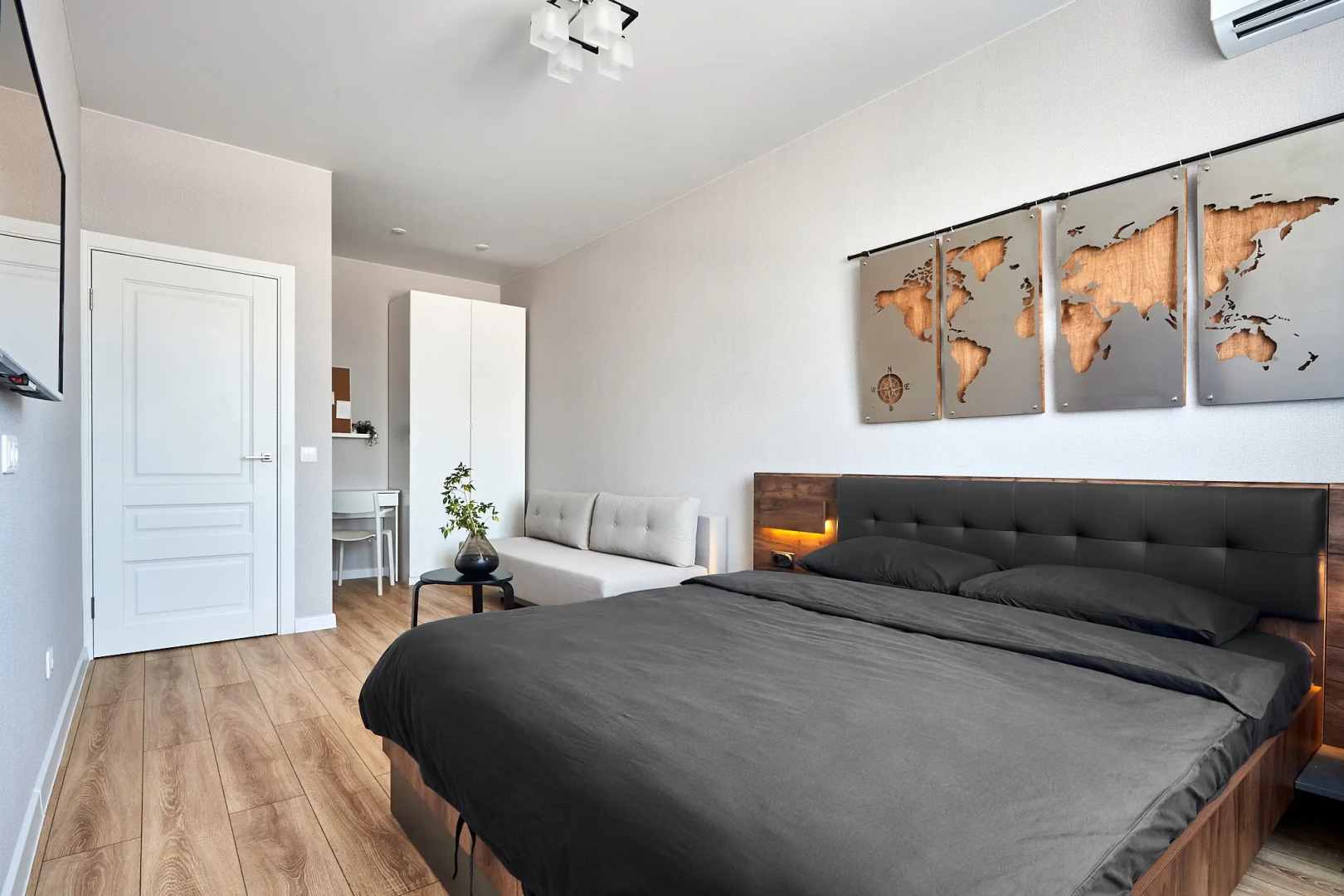 Квартира Дерево и Сталь