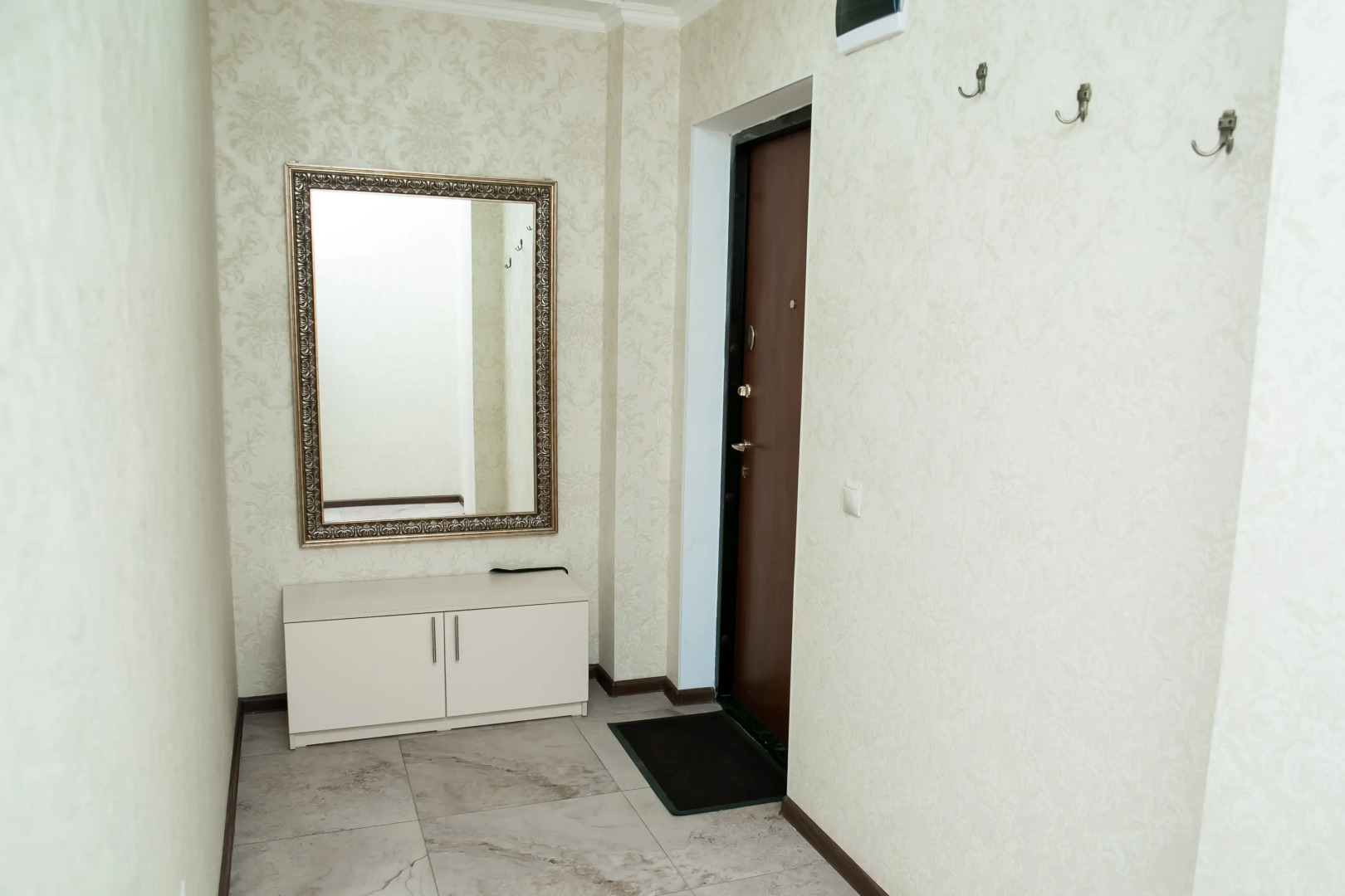 Апартаменты КвартОтель на М.Горького 85Б 14