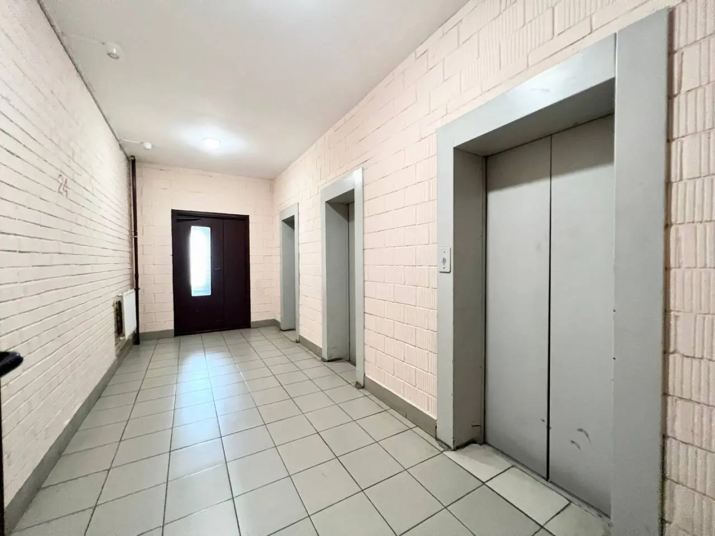 Квартира у метро Пионерская «Гости Дома» 1