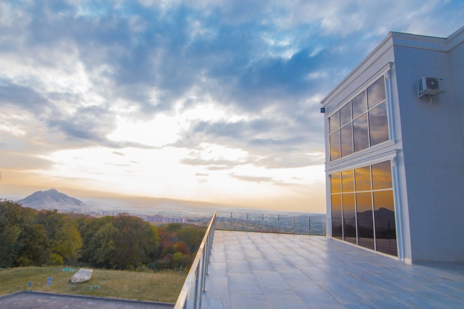 Орлиные скалы