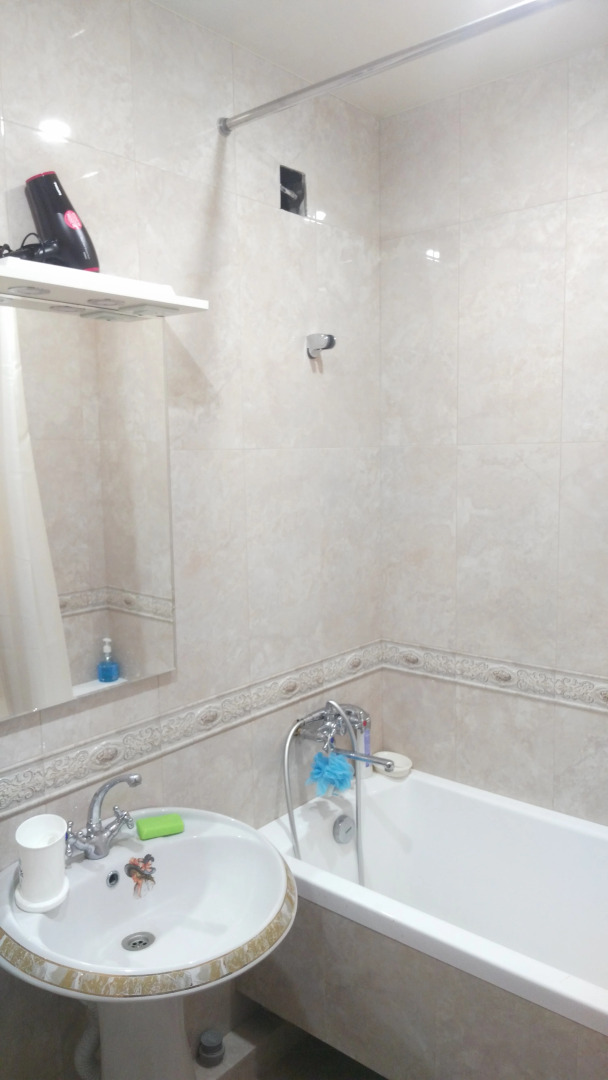 Апартаменты 2-х комнатная квартира на Расула Гамзатова