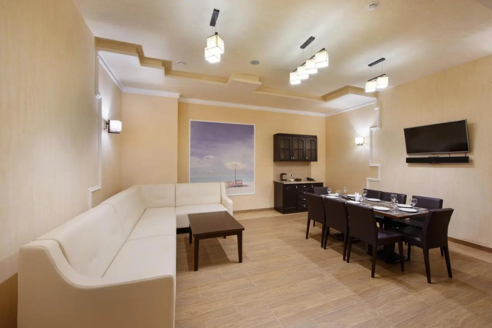 Отель Аквамарин