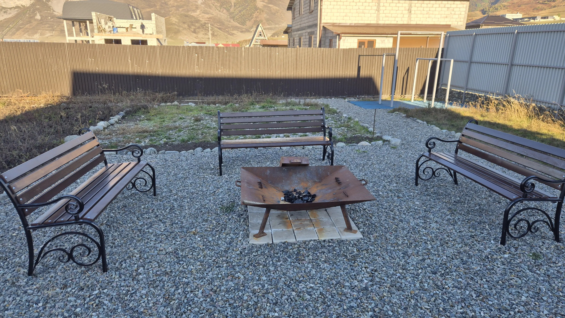 Частный дом с камином в горах