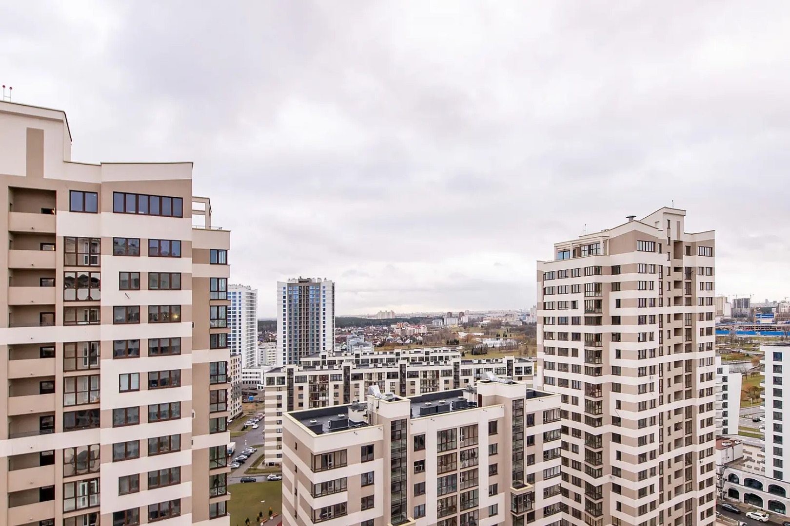 Квартира на сутки Маяк Минск Кухня объединена с жилой зоной Отдельная спальня Wi-Fi Кондиционер Отчётные документы