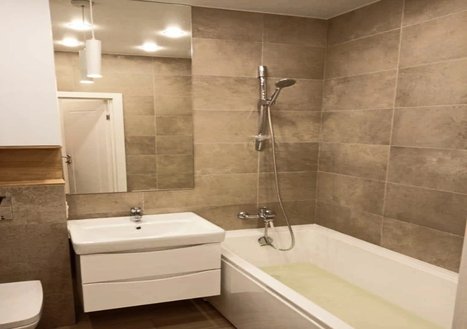 Апартаменты на Горбатова 22