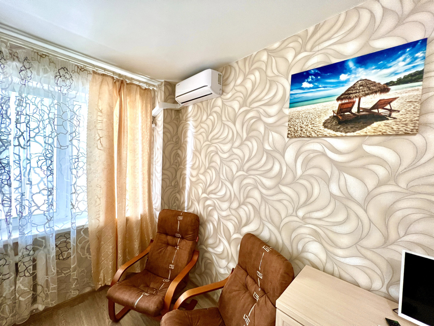 Уютные Апартаменты в ЖК Радужный Люкс (ул. Солнечная д. 2)