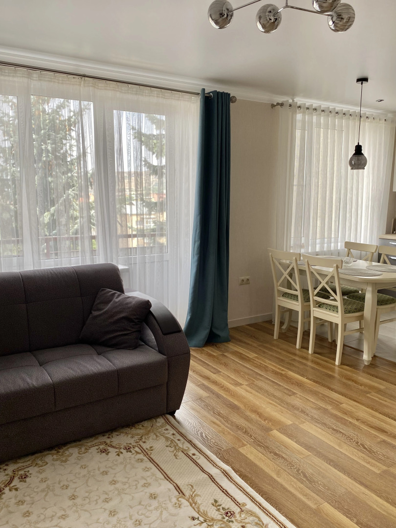 Квартира Просторная на Тихой Улице