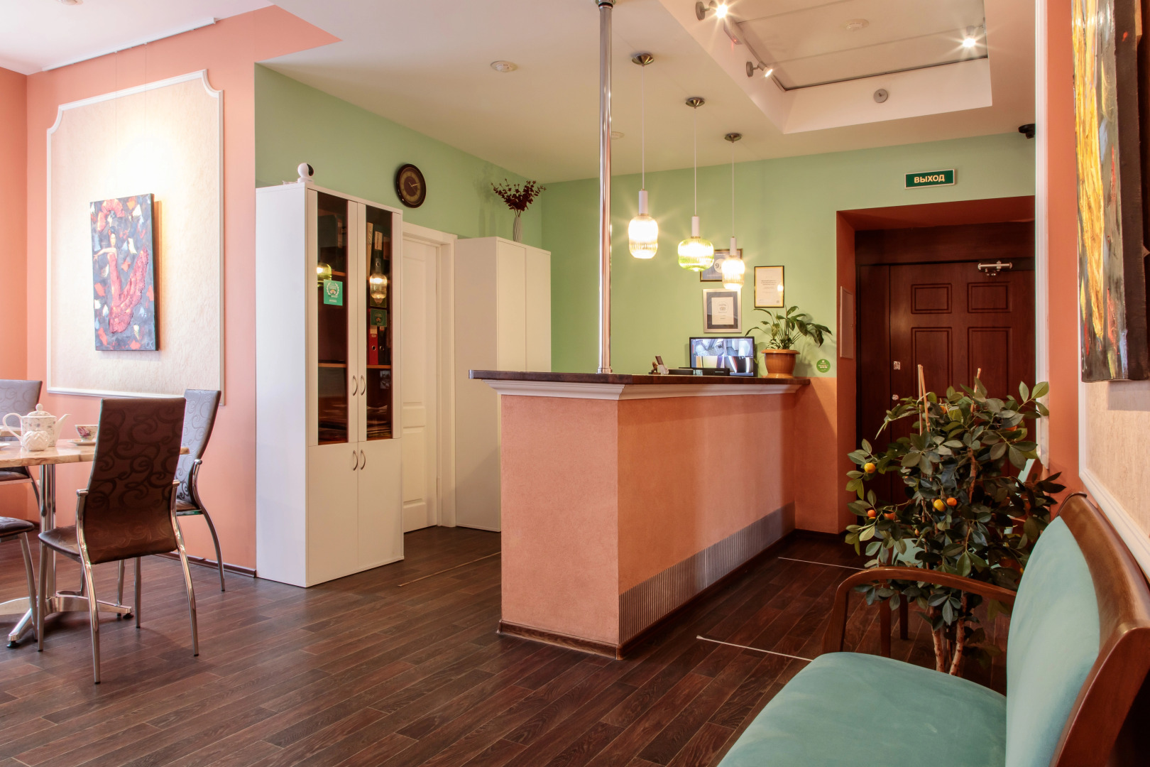 Гостевые комнаты и апартаменты Грифон