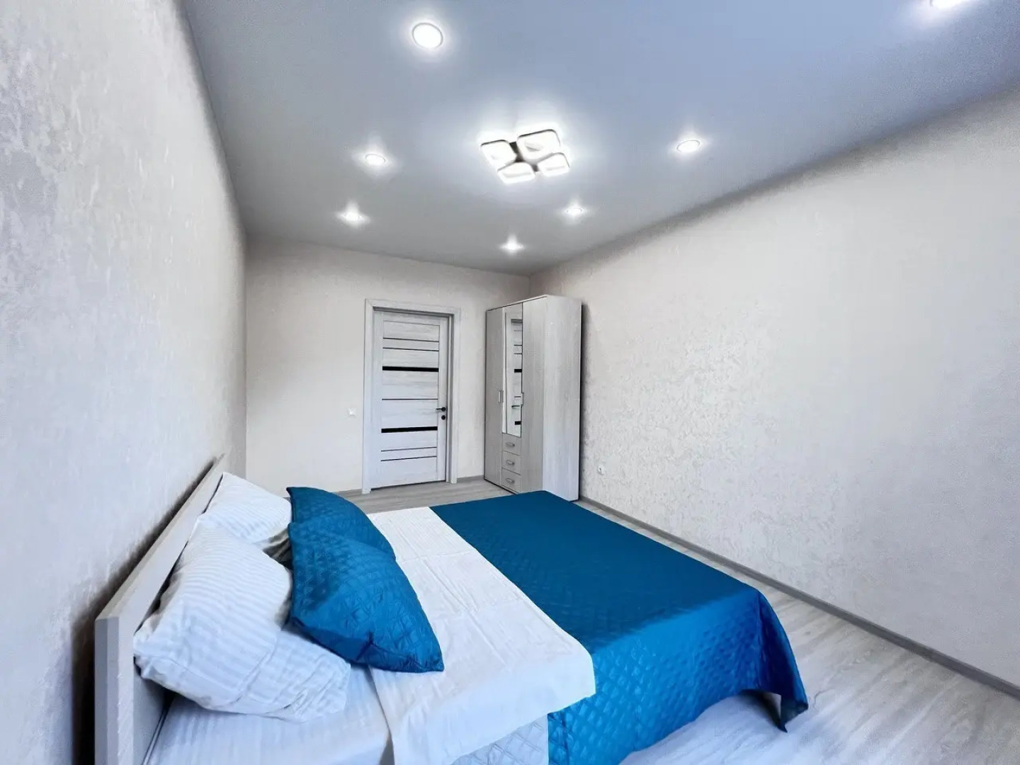 Квартира Двухкомнатная на Улице Генерала Родина 66Ак1