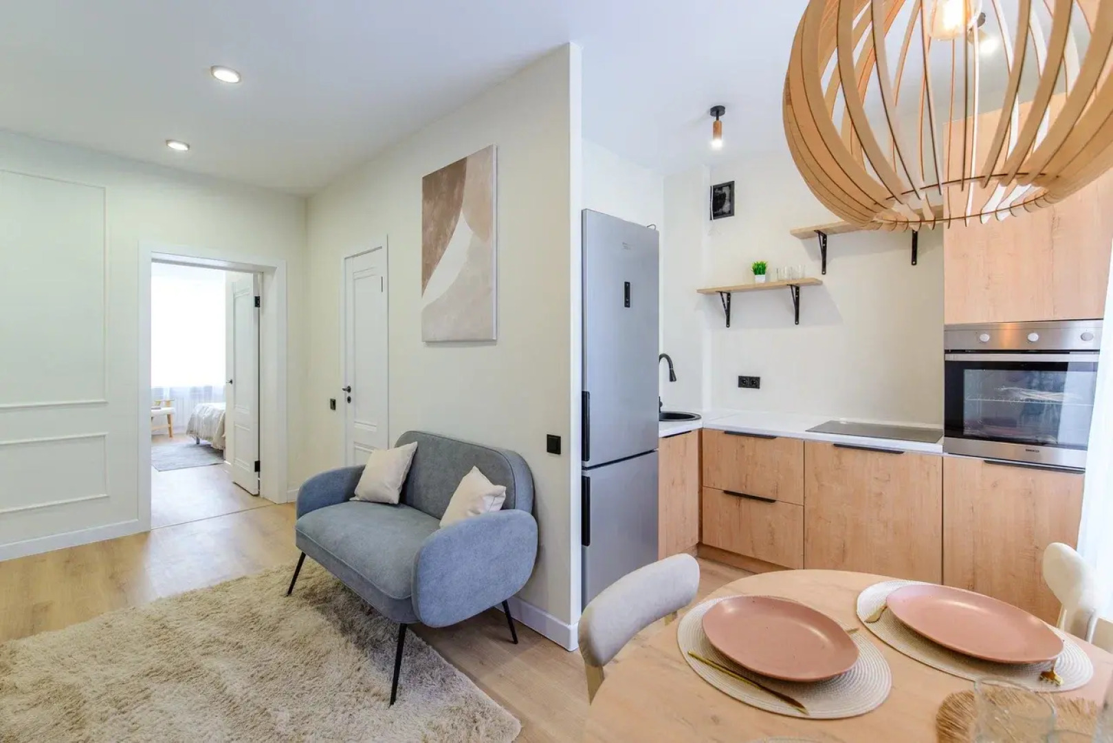 Квартира Просторная трешка в сердце города