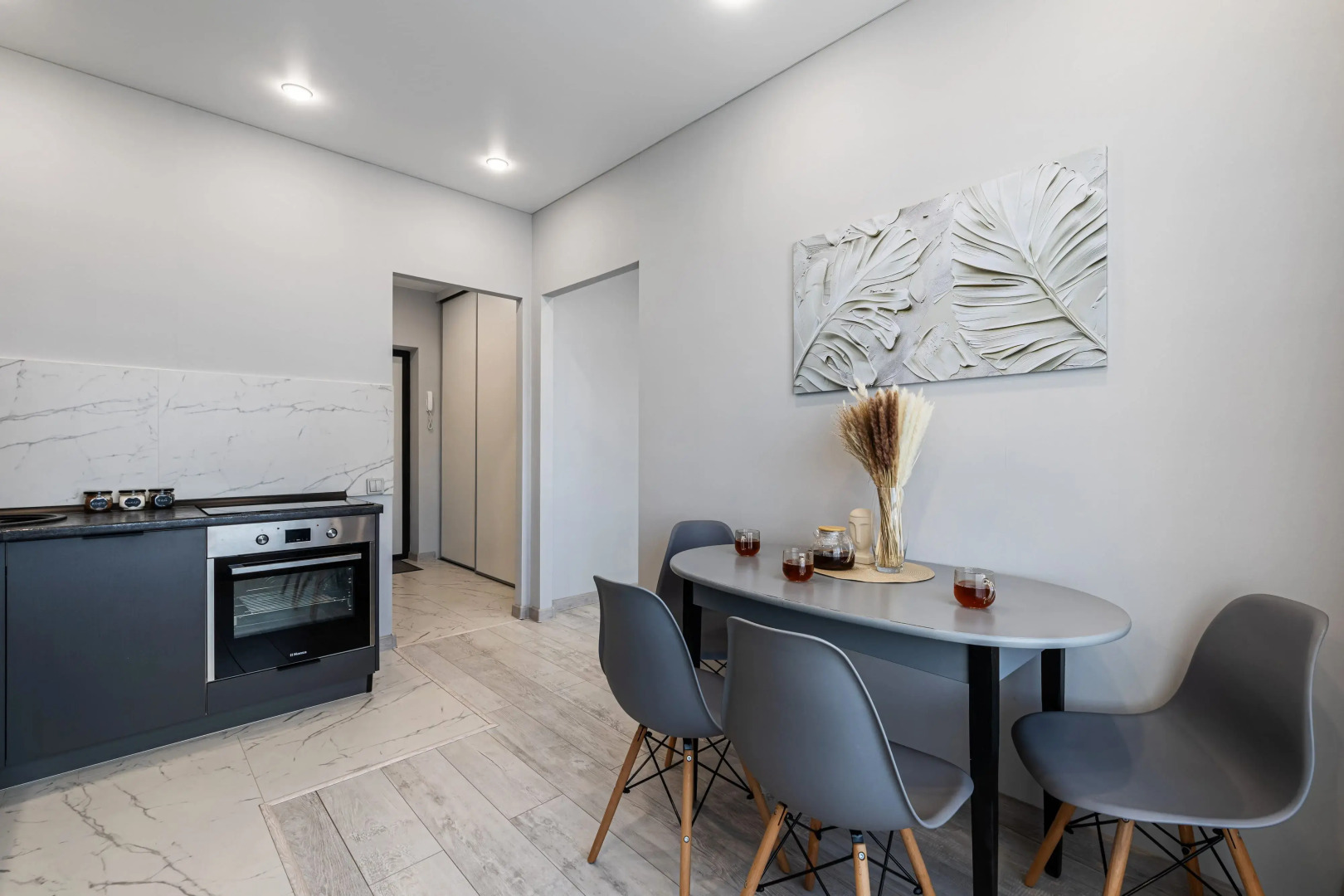 Апартаменты в ЖК Аквамарин на Беpeгу Озерa Kабан