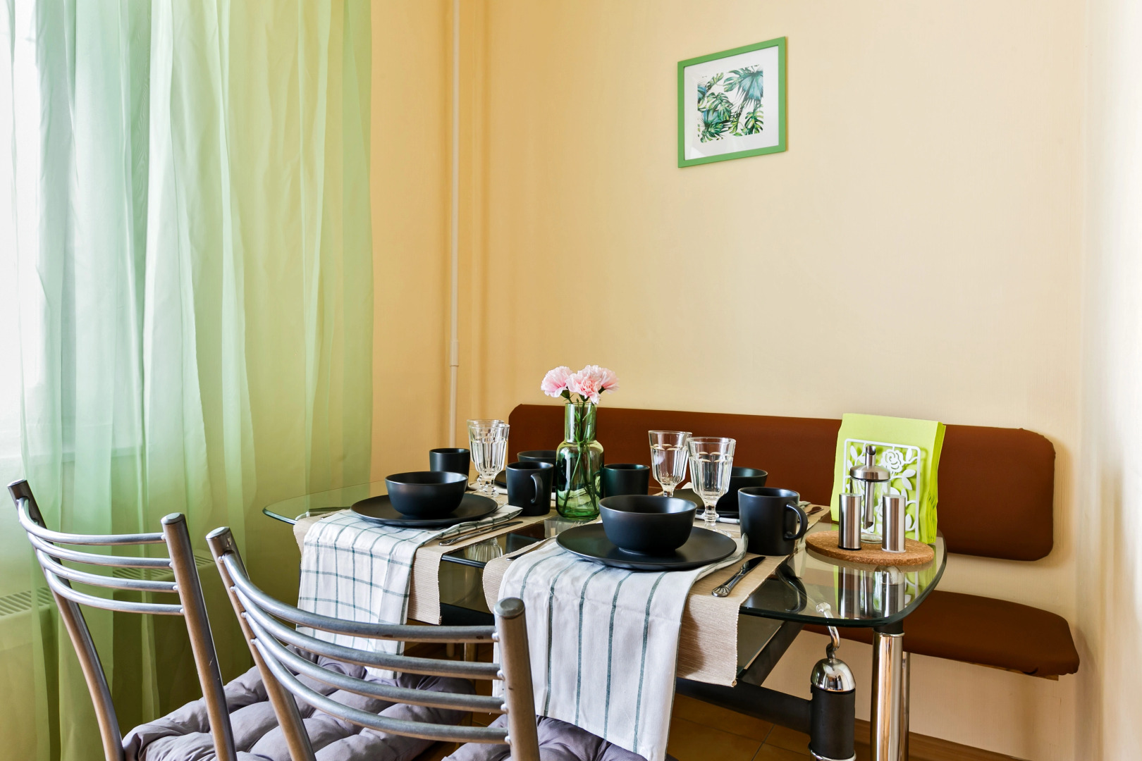 Double Tower Apartment on Dmitry Ulyanov St