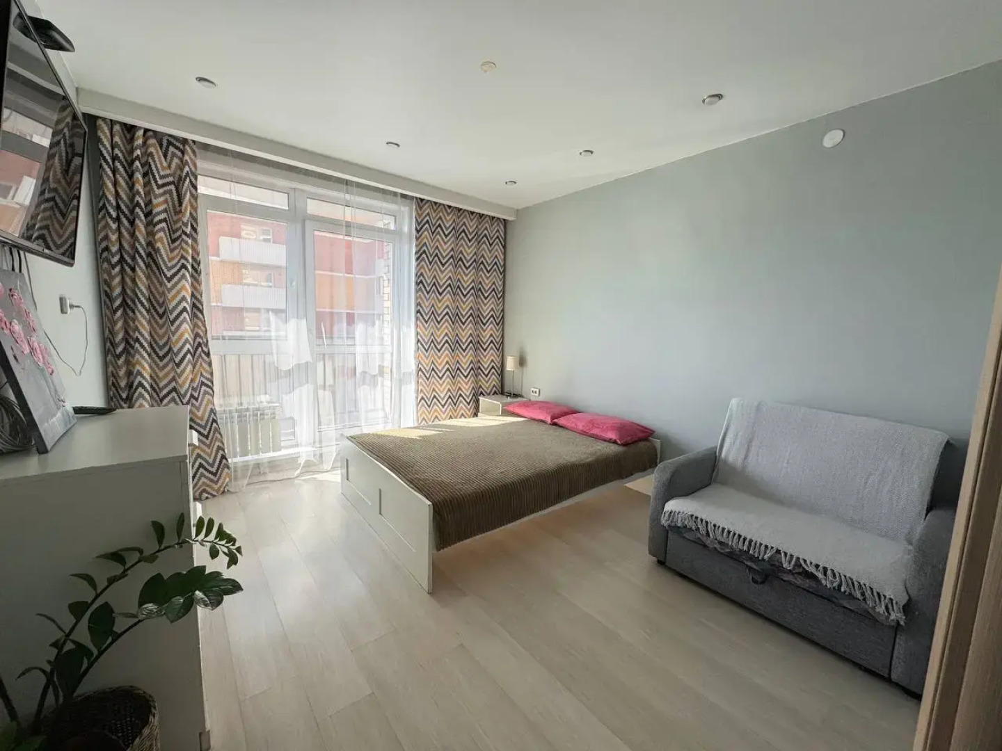 Апартаменты Полноценная двухкомнатная квартира до 7 человек в Центре