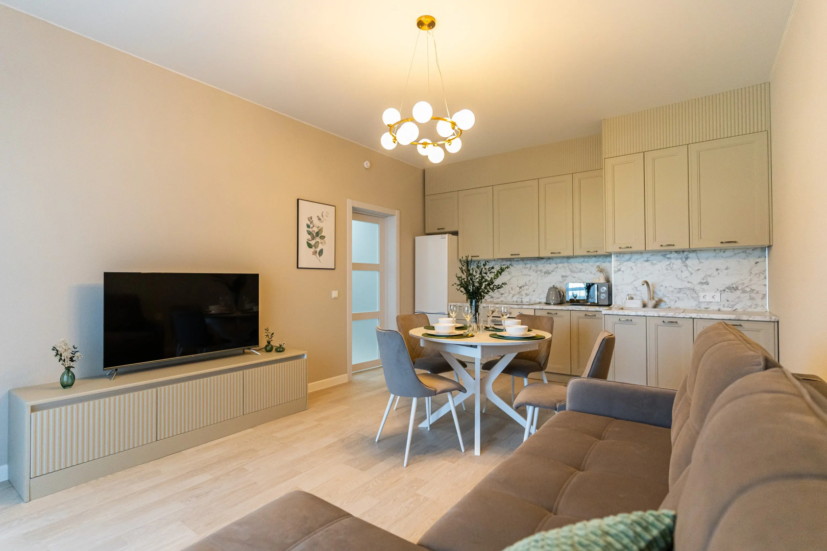 Апартаменты в Южнoм Районе Новoрoссийcкa от LеtоApаrt