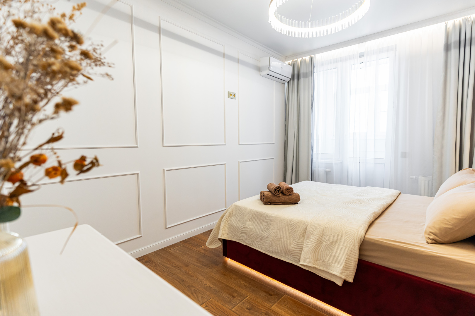 Апартаменты дизайнерские в центре Новороссийска от LetoApart