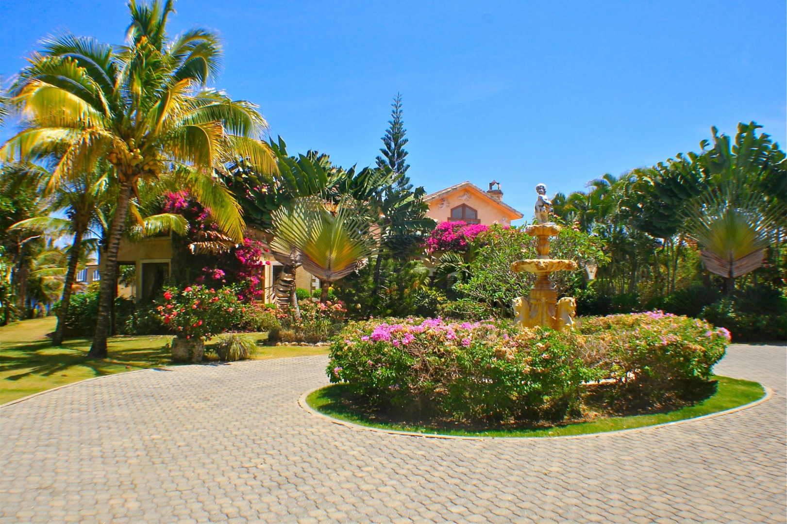 Вилла Castellamonte