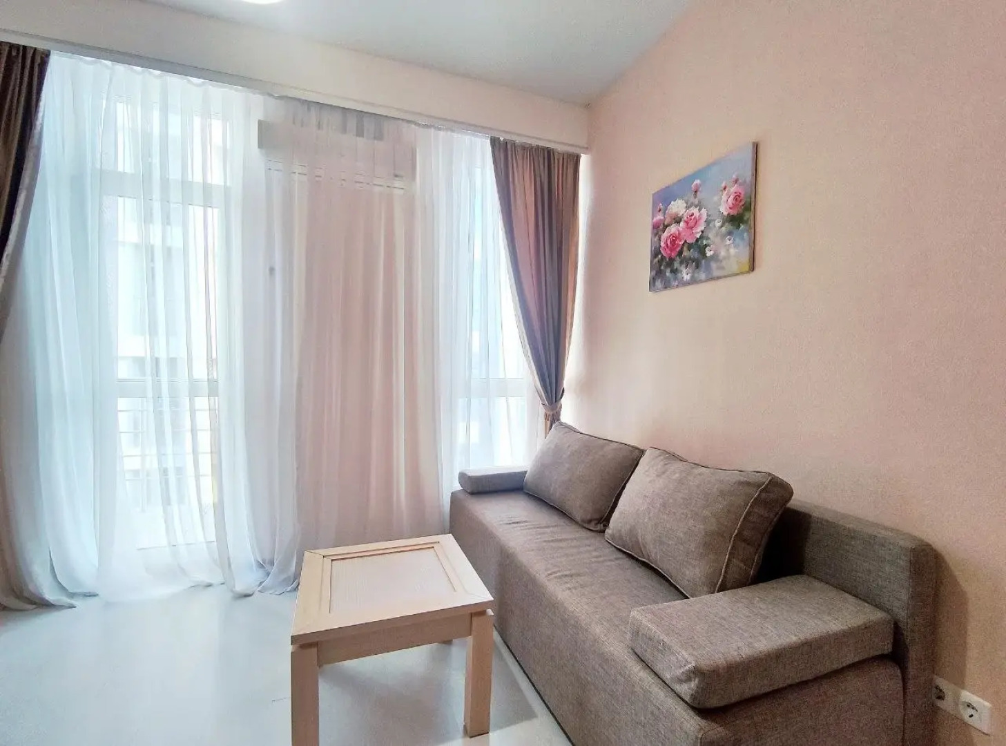 Апартаменты Крымская 77А