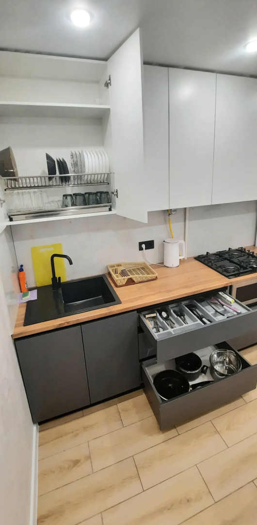 Квартира Двухкомнатная на Александрова 18