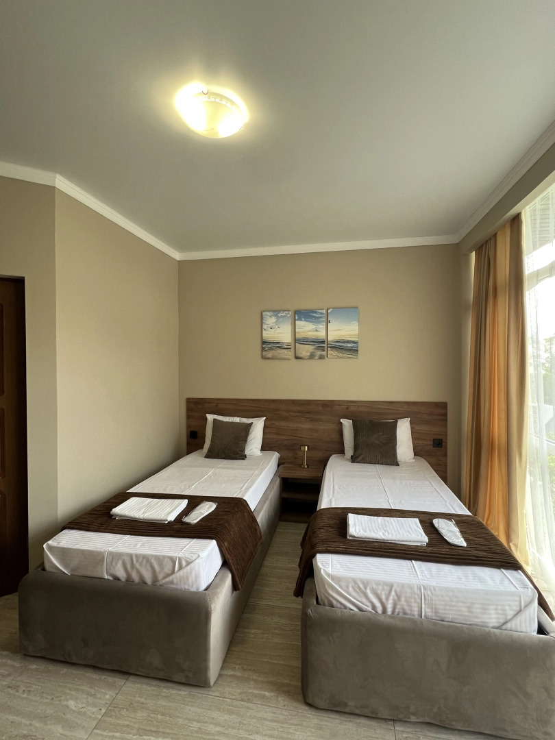 Отель Голден Гагра