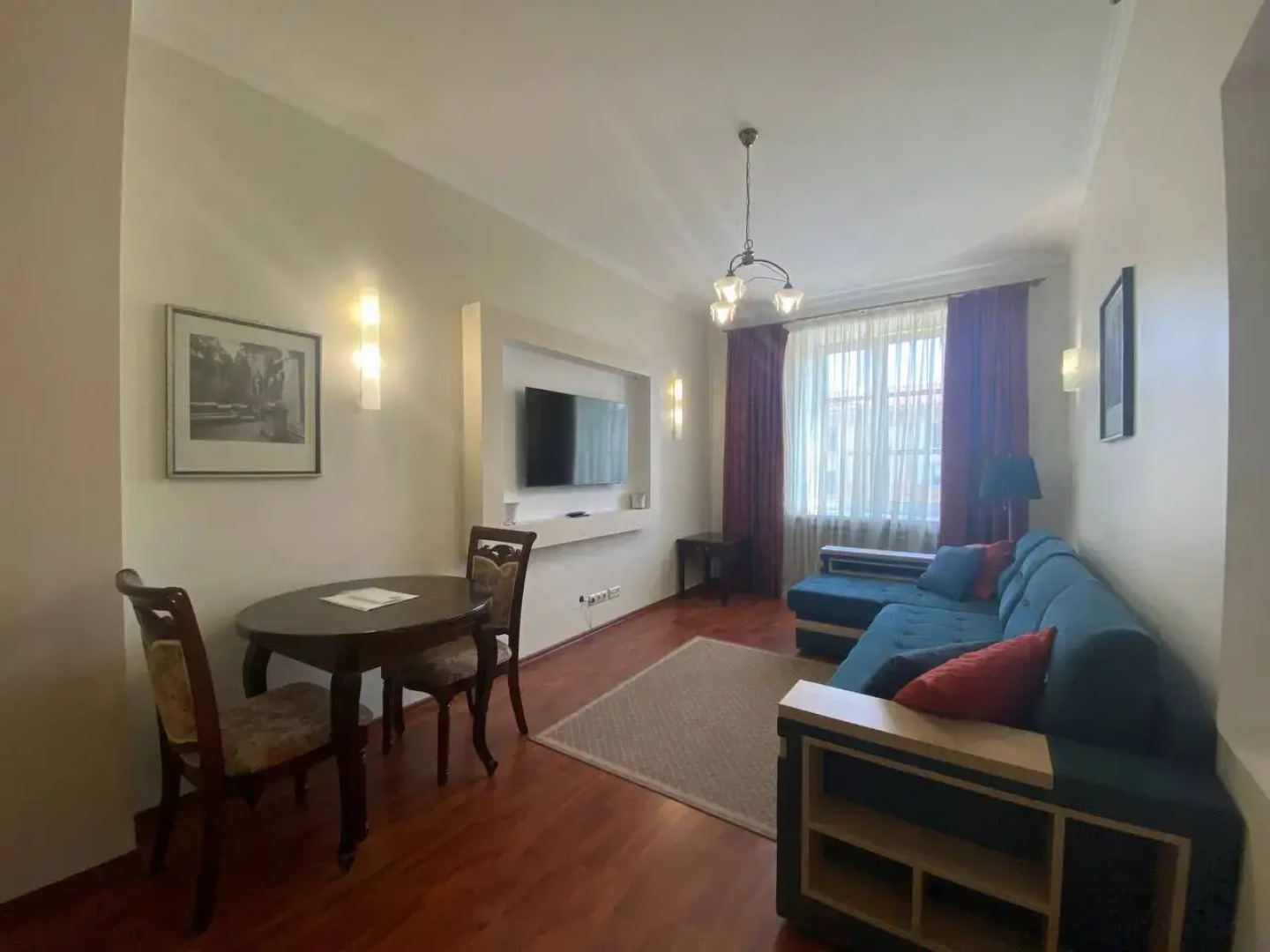 Апартаменты 3-комнатные HomeApart пр-т Независимости, 13