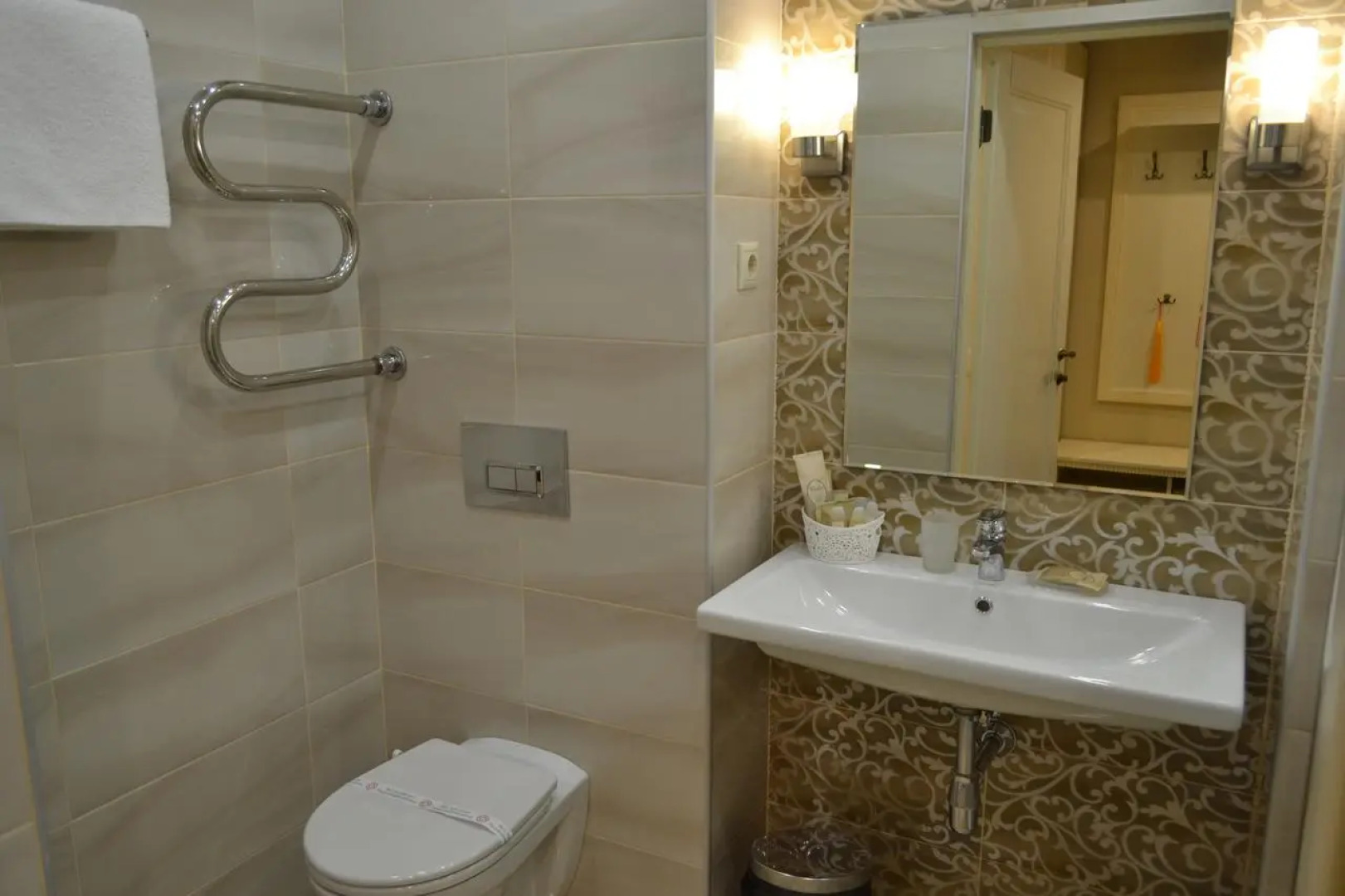 Отель Атриум