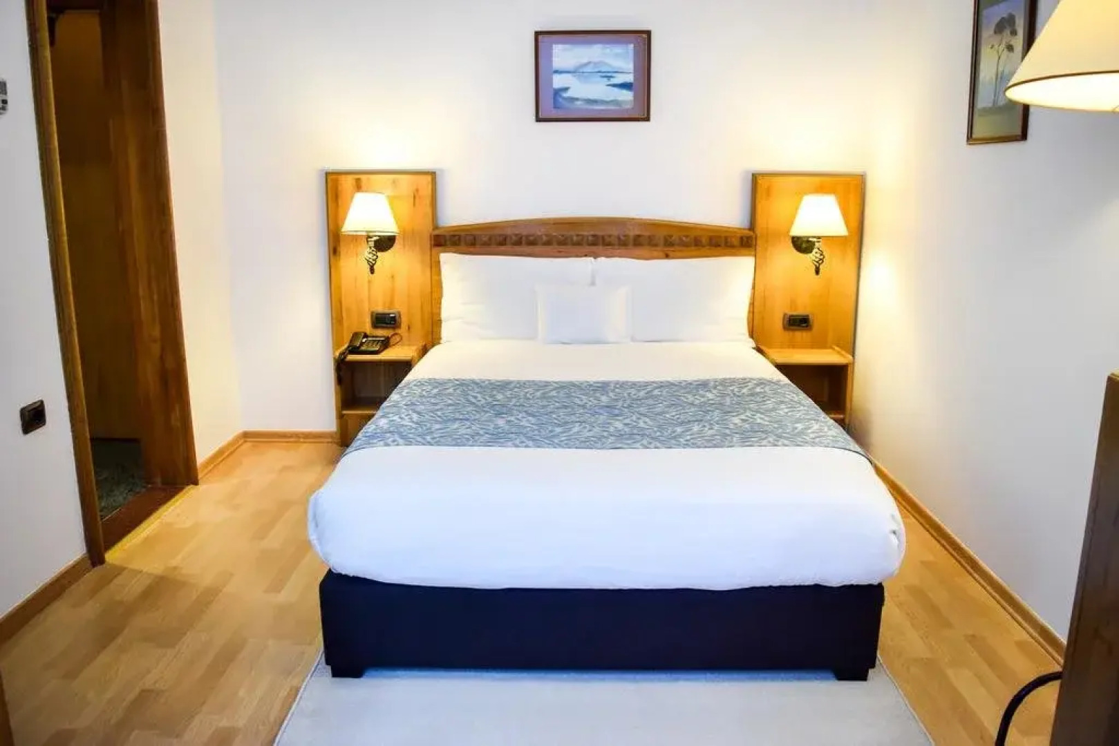 Отель Xheko Imperial