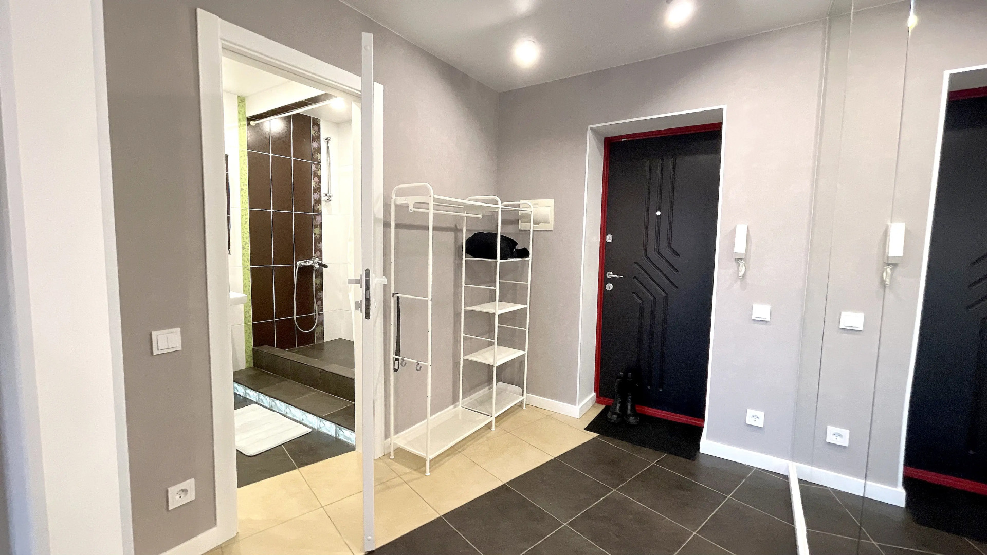 Апартаменты Стильная студия у метро на Чистопольской