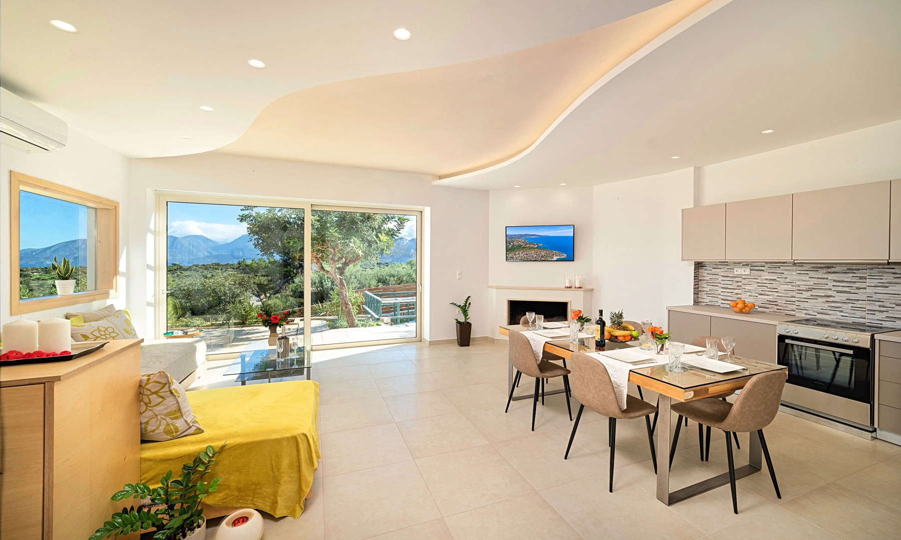 Вилла Canes Heated Pool