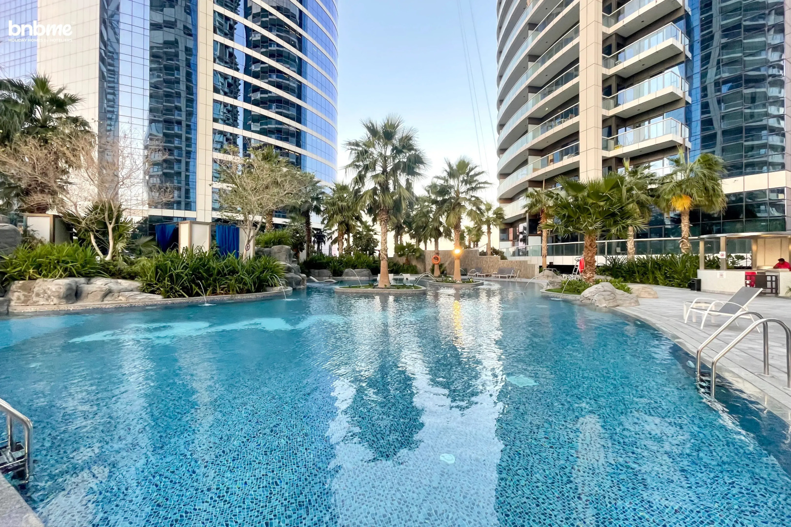 Апартаменты Bnbme Damac Towers Paramount 3 Bdr