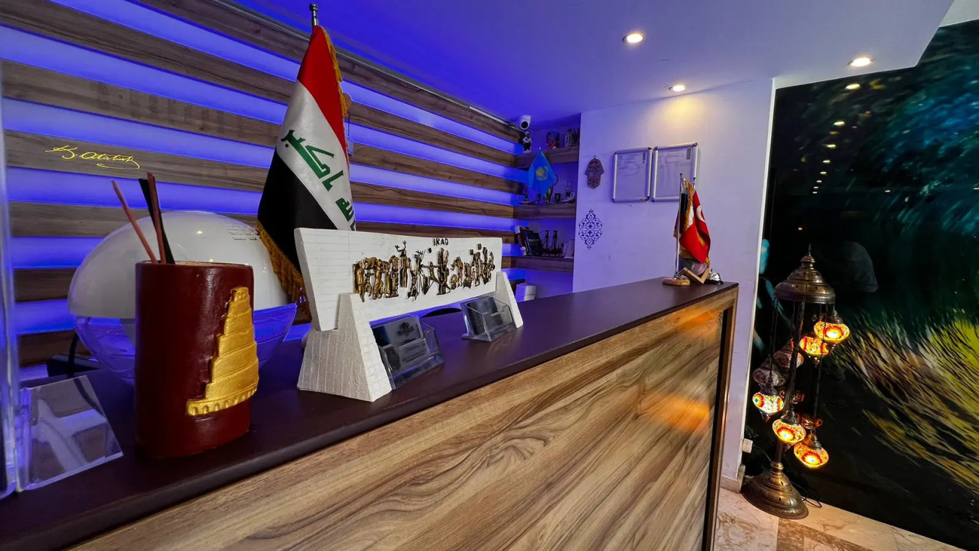 Отель Moon Blue