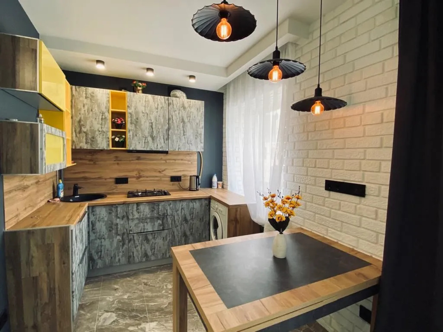 Апартаменты Современные на улице Коммунаров