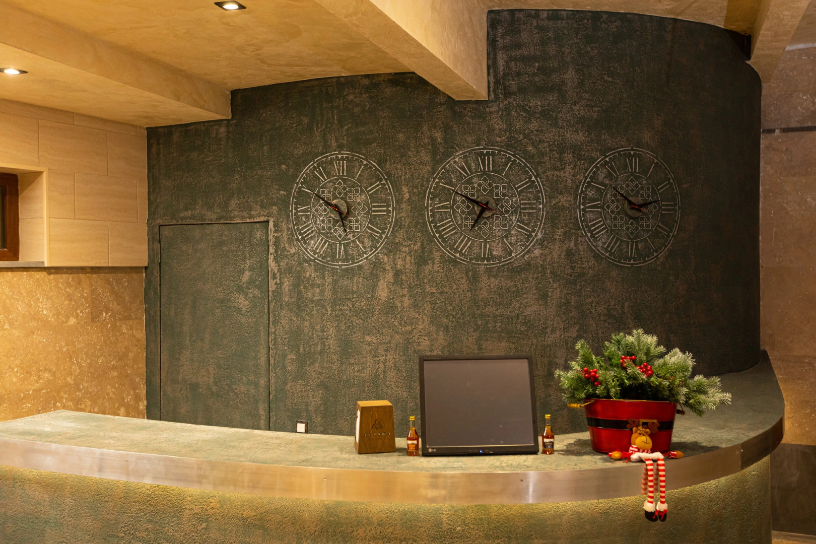 Курортный отель Alaska