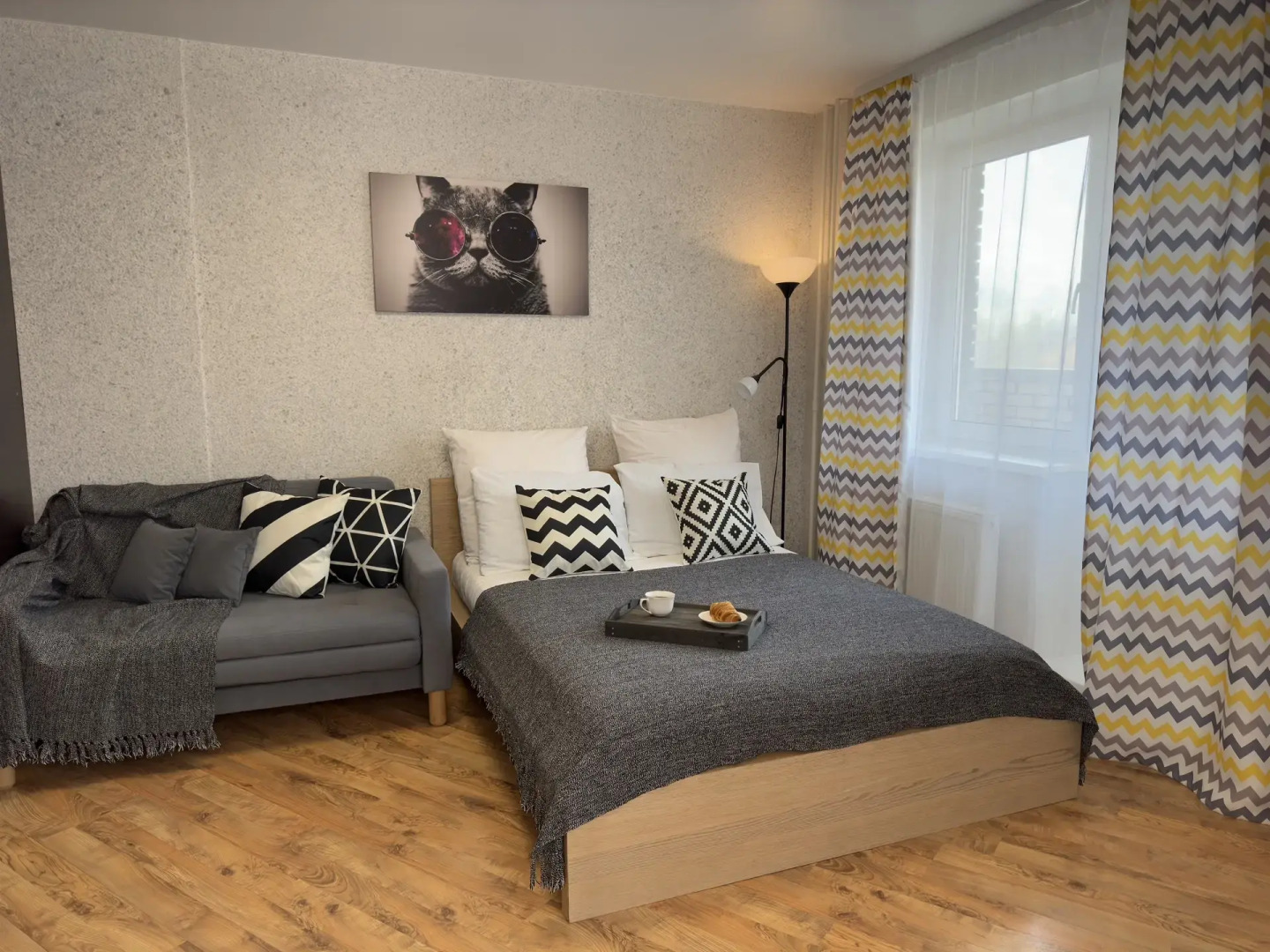 Квартира Уютна студия не далеко от зоопарка.