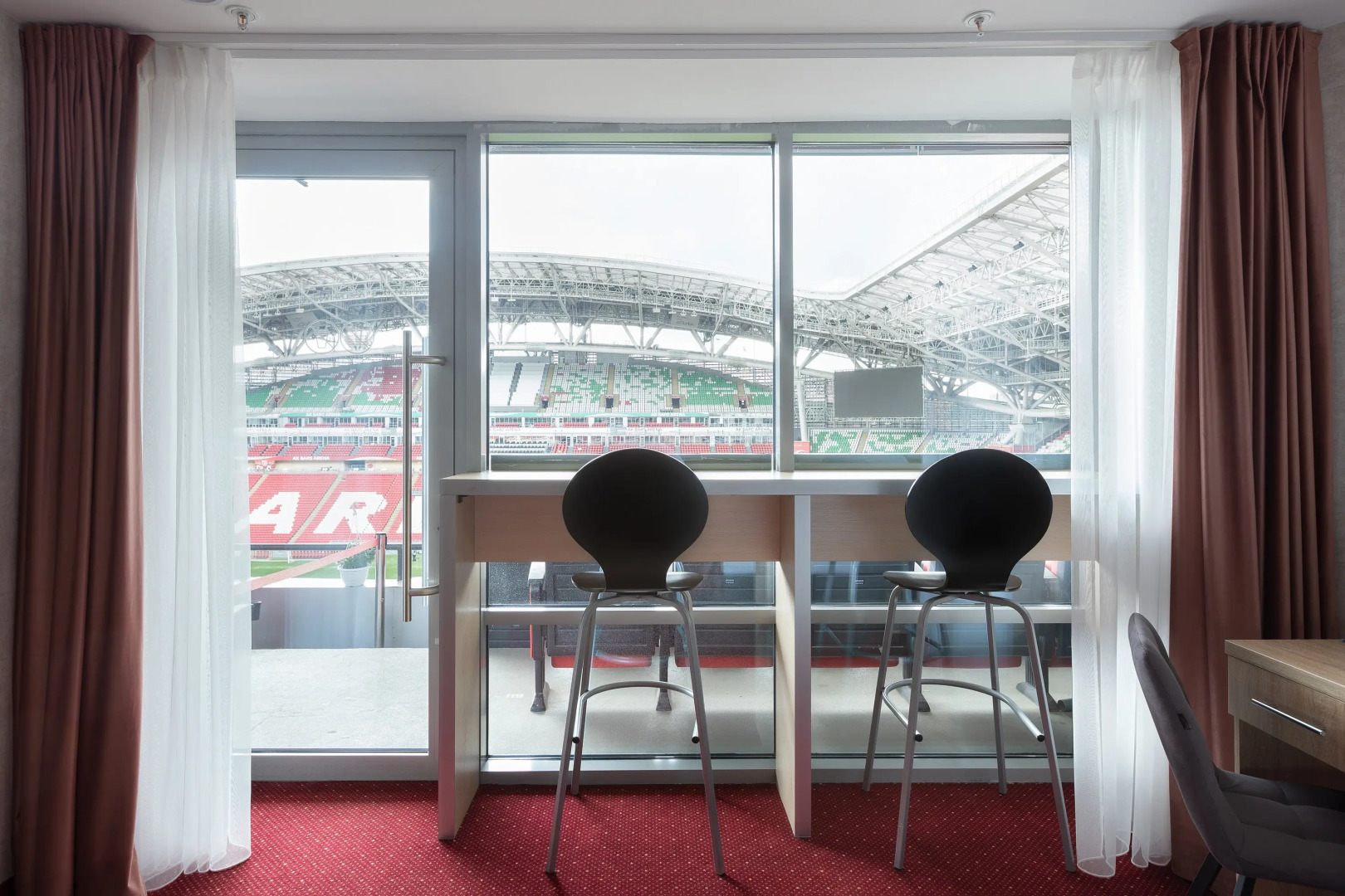 Отель People Stadium