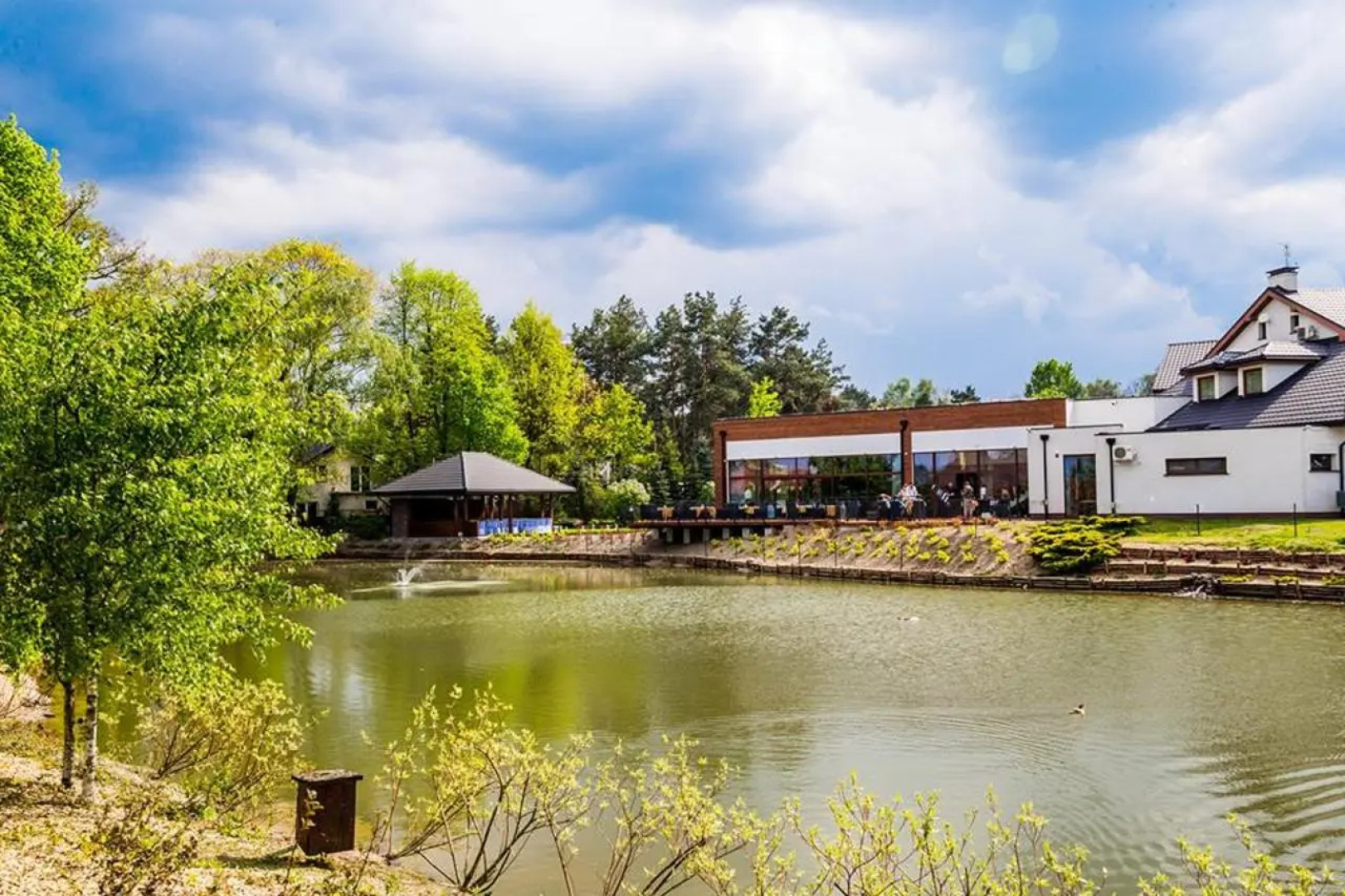 Отель Kolumna Park