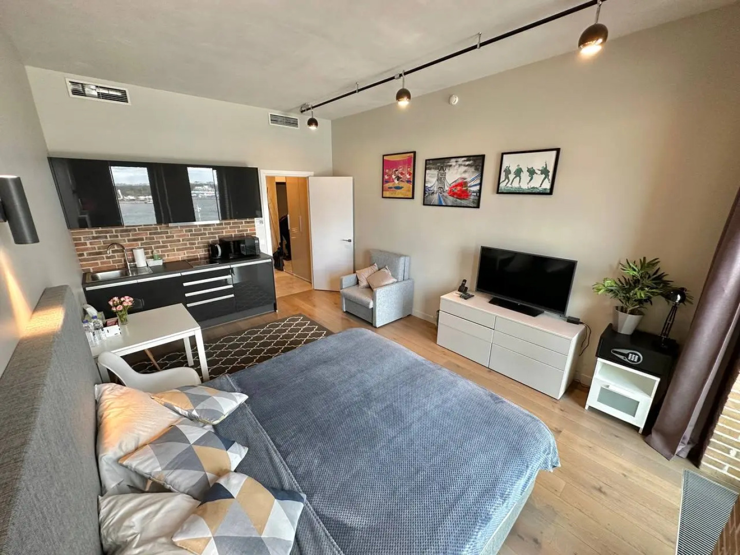 Апартаменты LUX