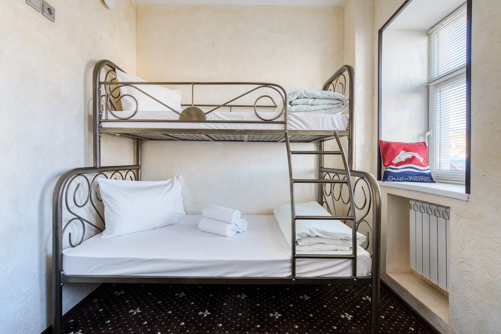 Отель Винтерфелл Новокузнецкая