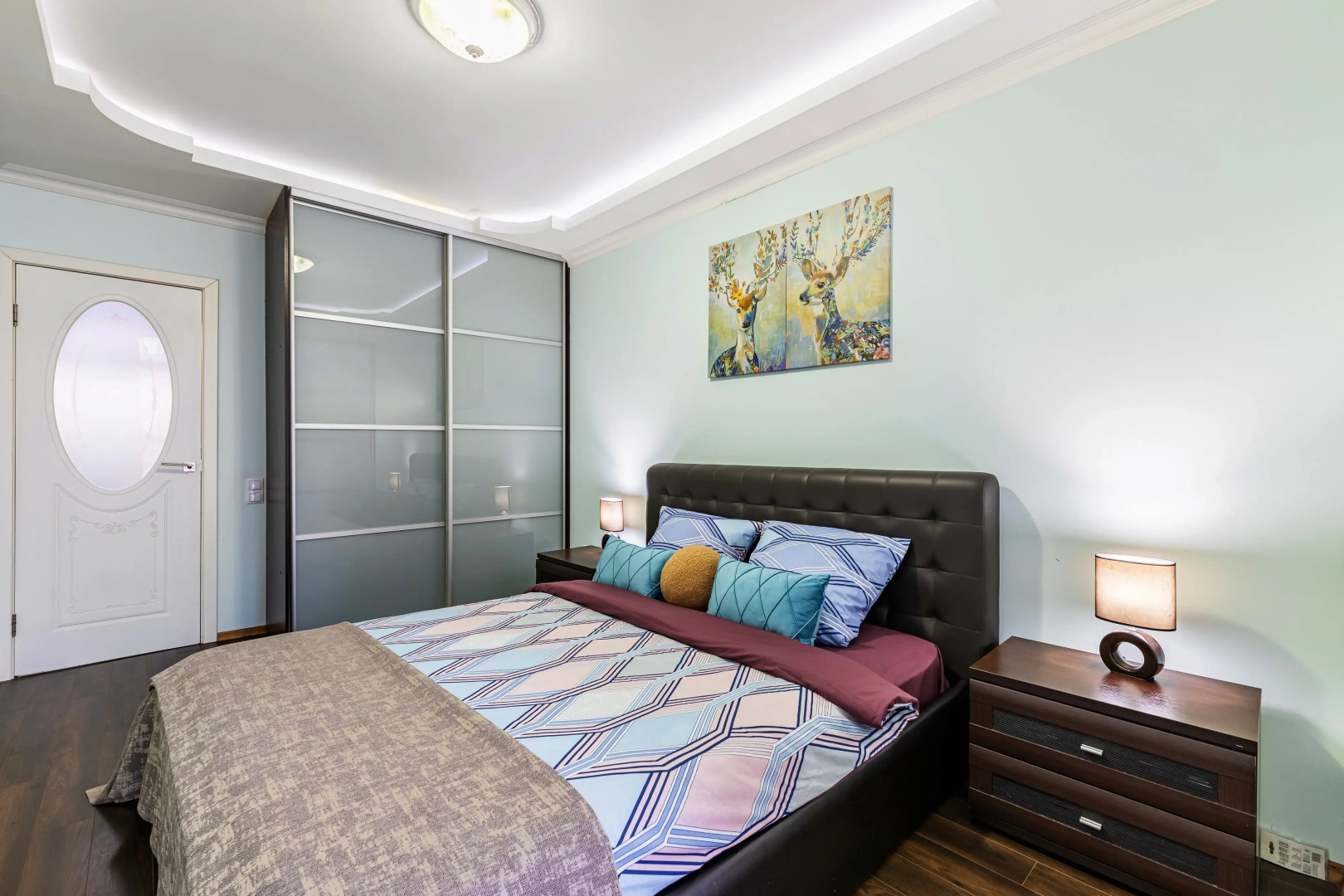 Квартира Улучшенная двухкомнатная во внутреннем дворике Баумана