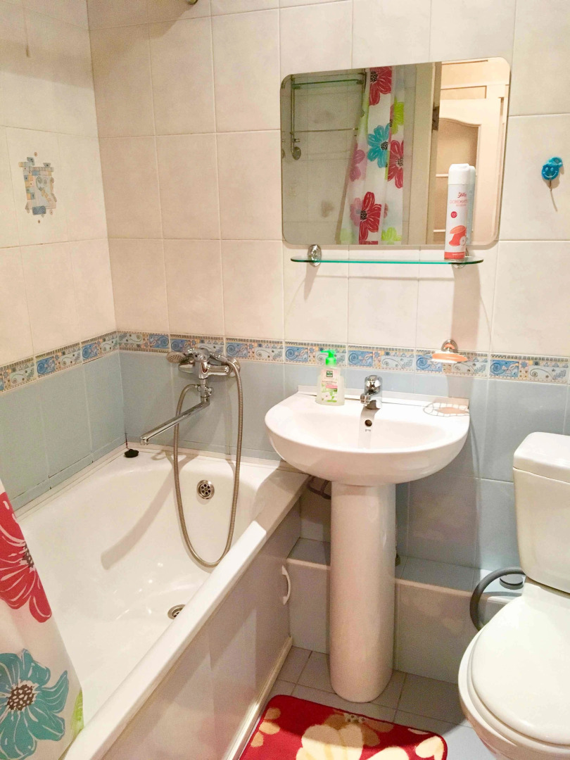 Квартира 1-комнатная рядом с аэропортом и ж/д вокзалом