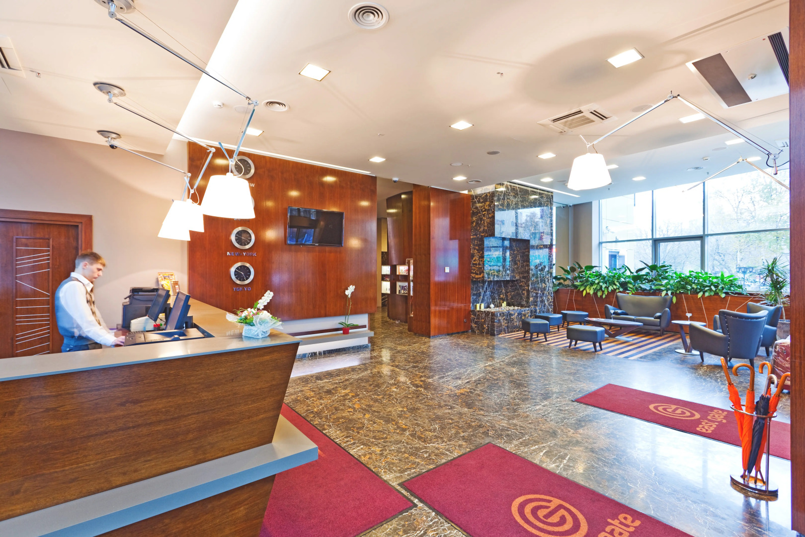 Отель East Gate