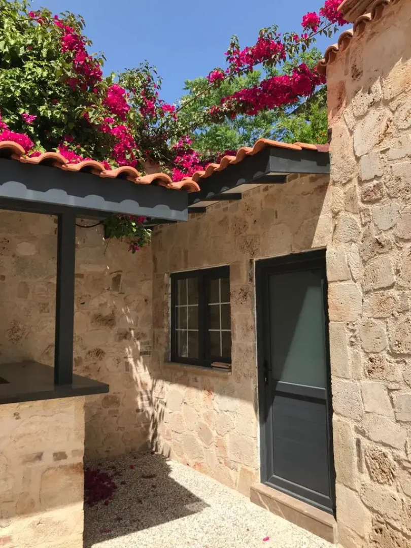 Отель Solo Boutique