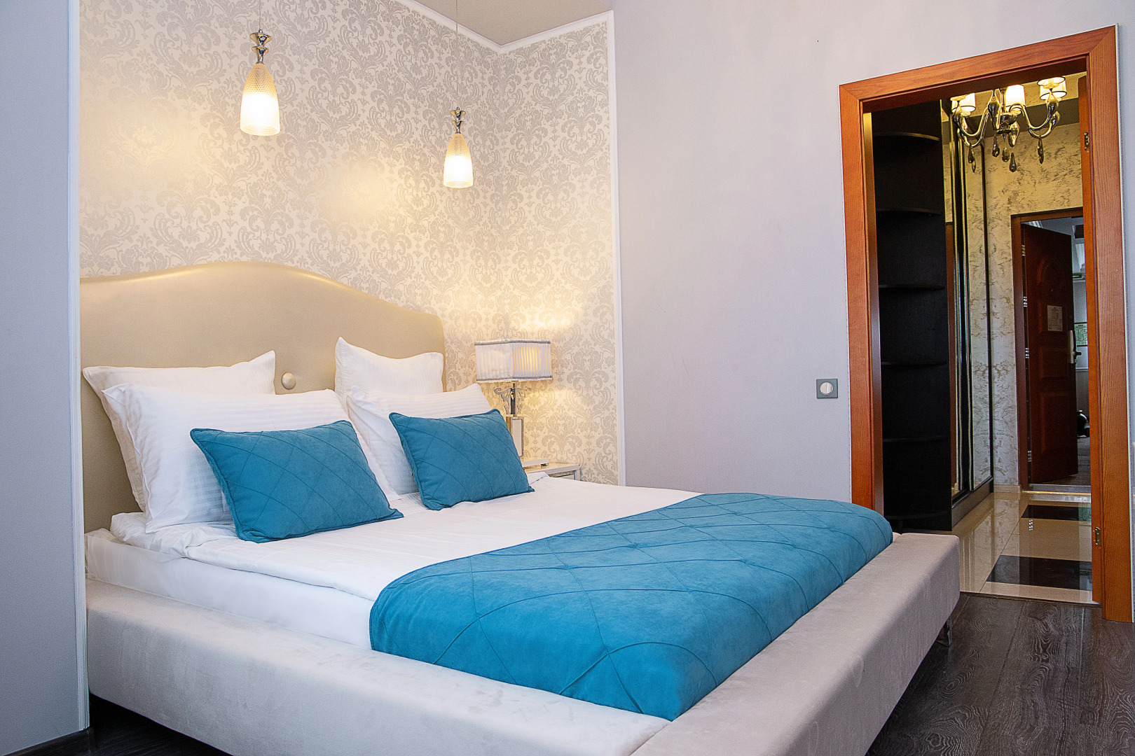 Отель Кристэлла