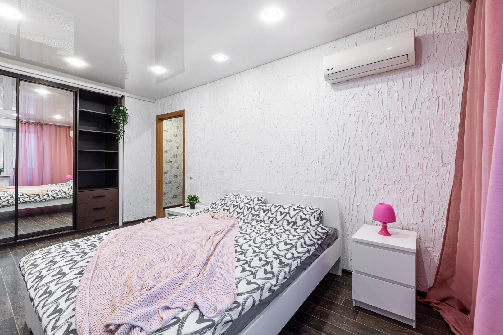 Квартира уютная у набережной