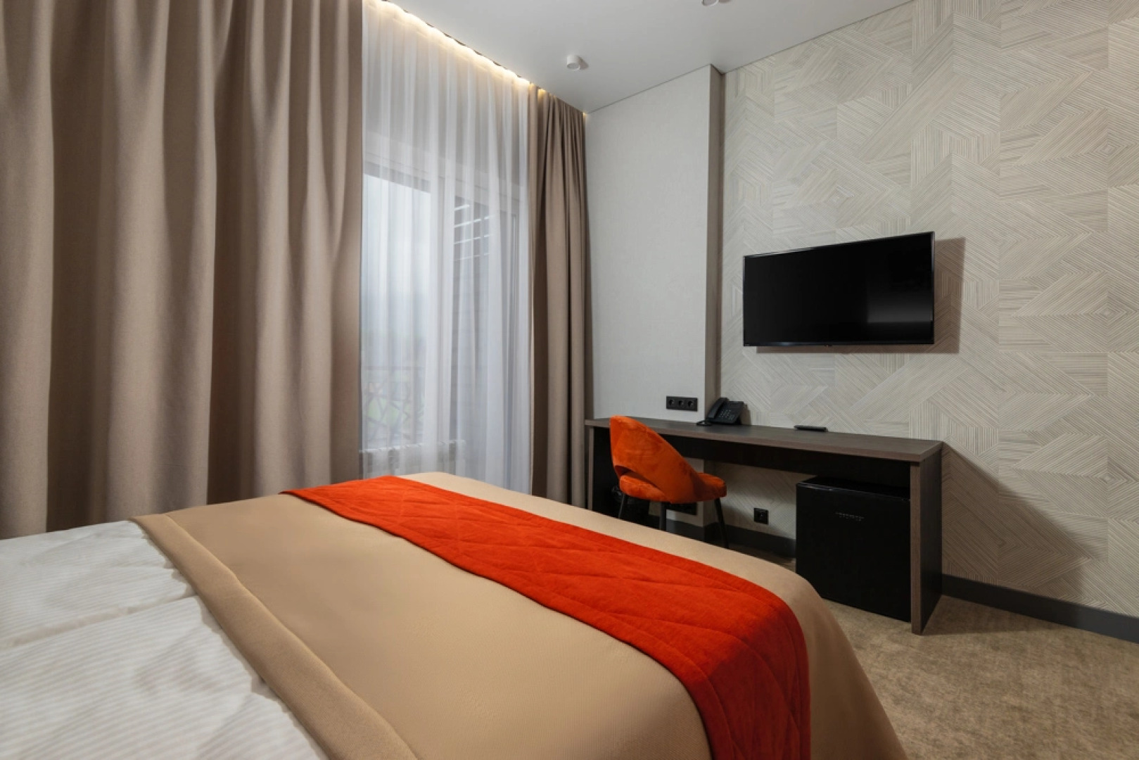 Отель Скала