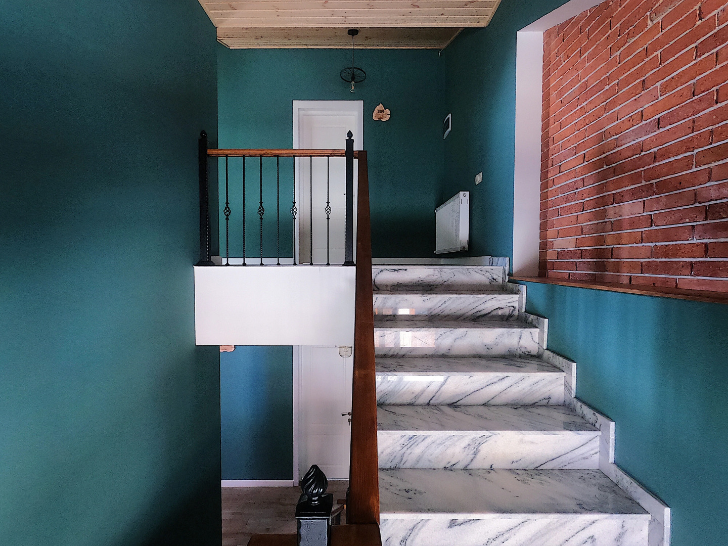 Отель Capra Kazbegi