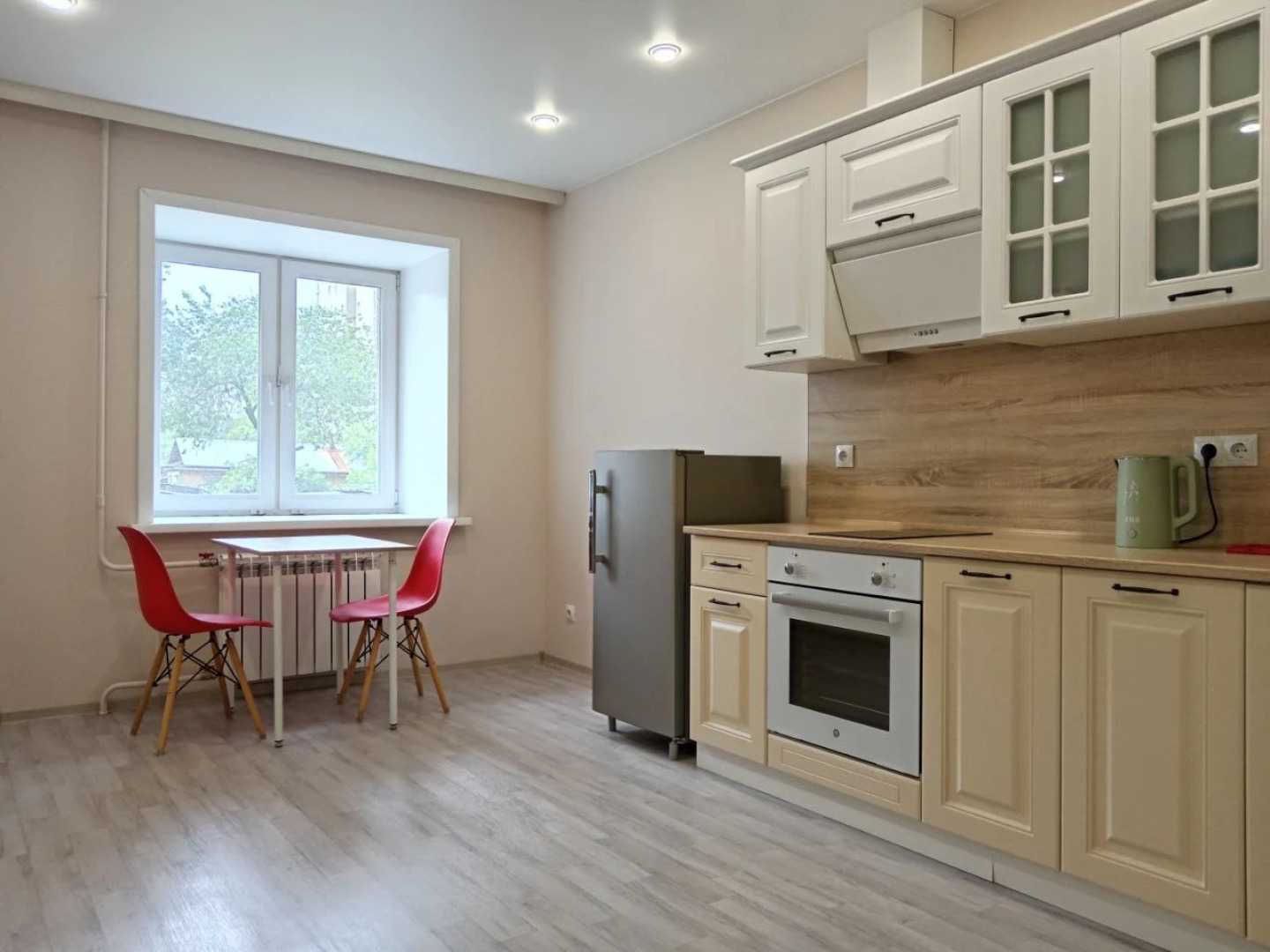 Квартира Амурская 283