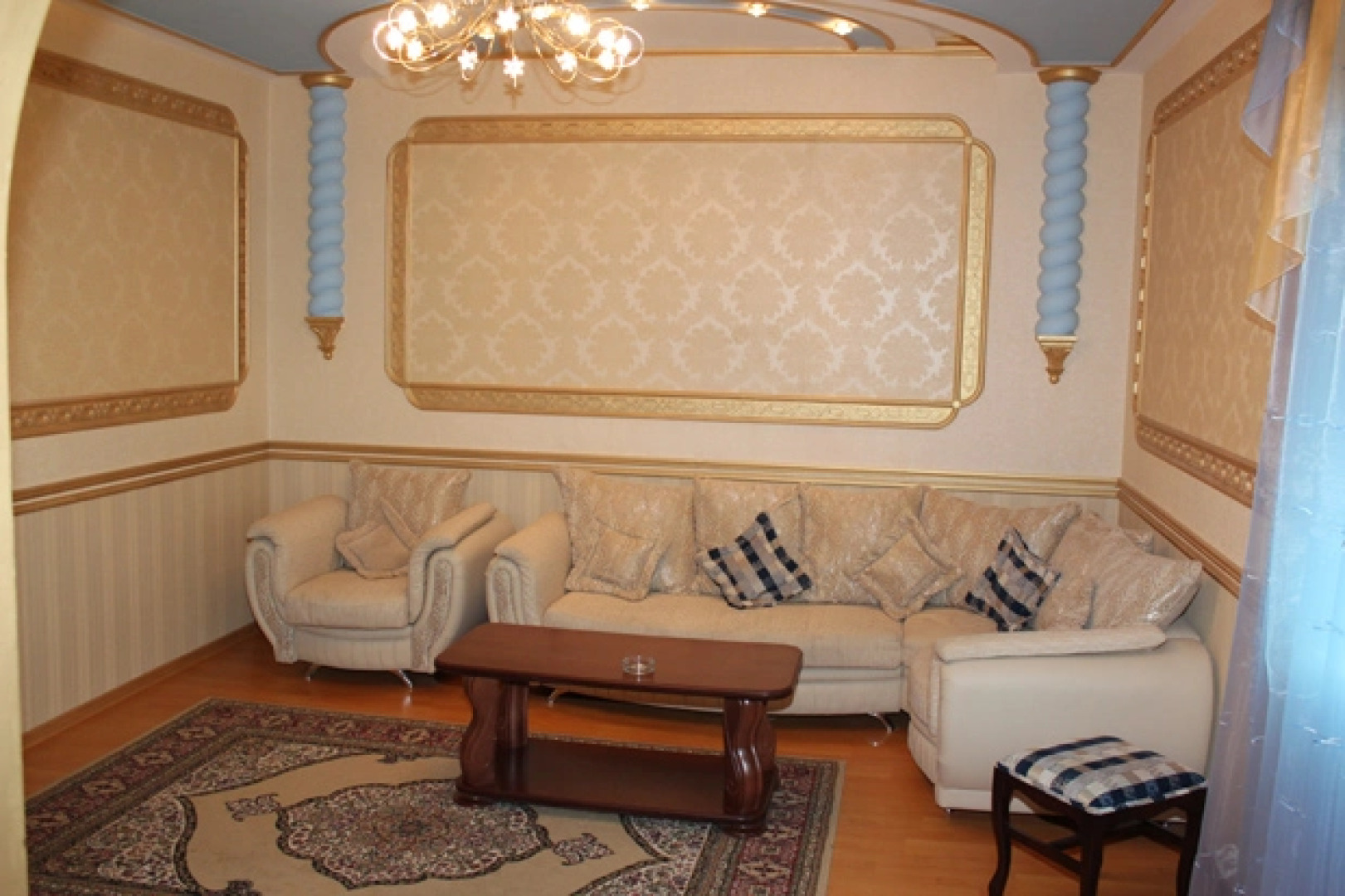 Отель Эдельвейс